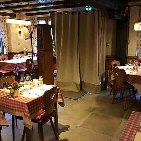 Des Trois Chateaux 호텔 엥기쉬하임
