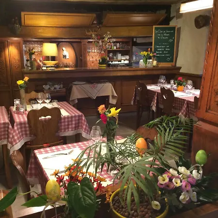 Des Trois Chateaux Eguisheim