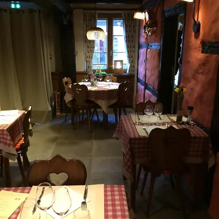 オーベルジュ デ トロワ シャトー