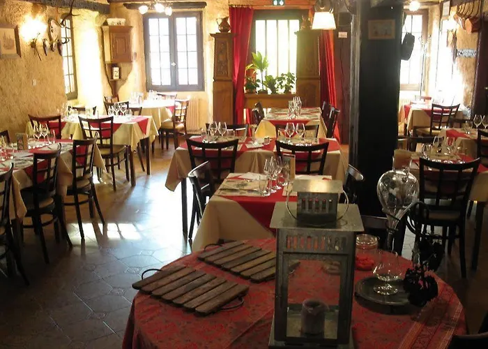 Des Trois Chateaux 2* Eguisheim